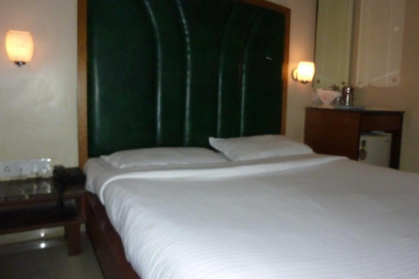 Hotel Park Shilton Bombaj Zewnętrze zdjęcie